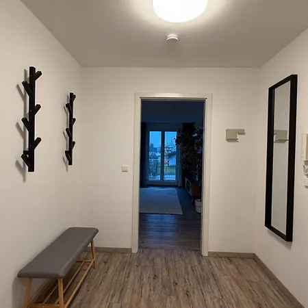דירה Perfekt Fuer 2-4! Kueche Garage Flughafen Nespresso