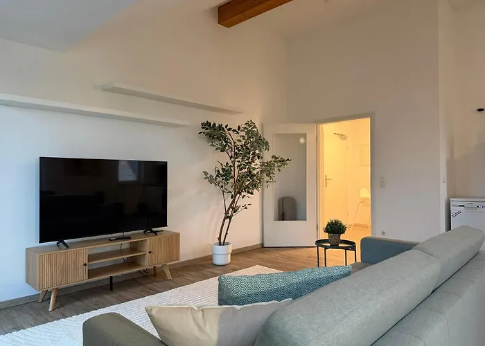 Apartment Perfekt Fuer 2-4! Kueche Garage Flughafen Nespresso *